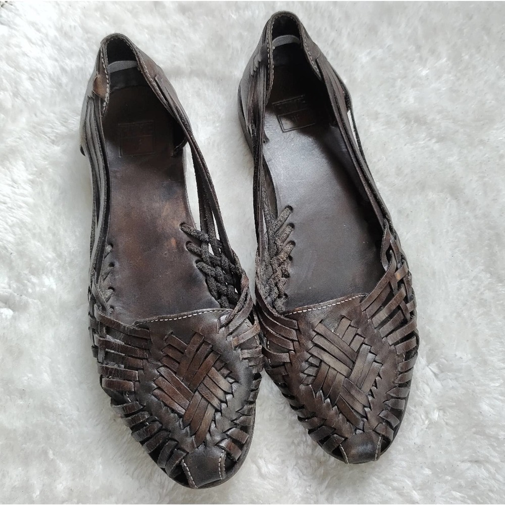 Frye Heather Huarache  Leather Flat Size 10B